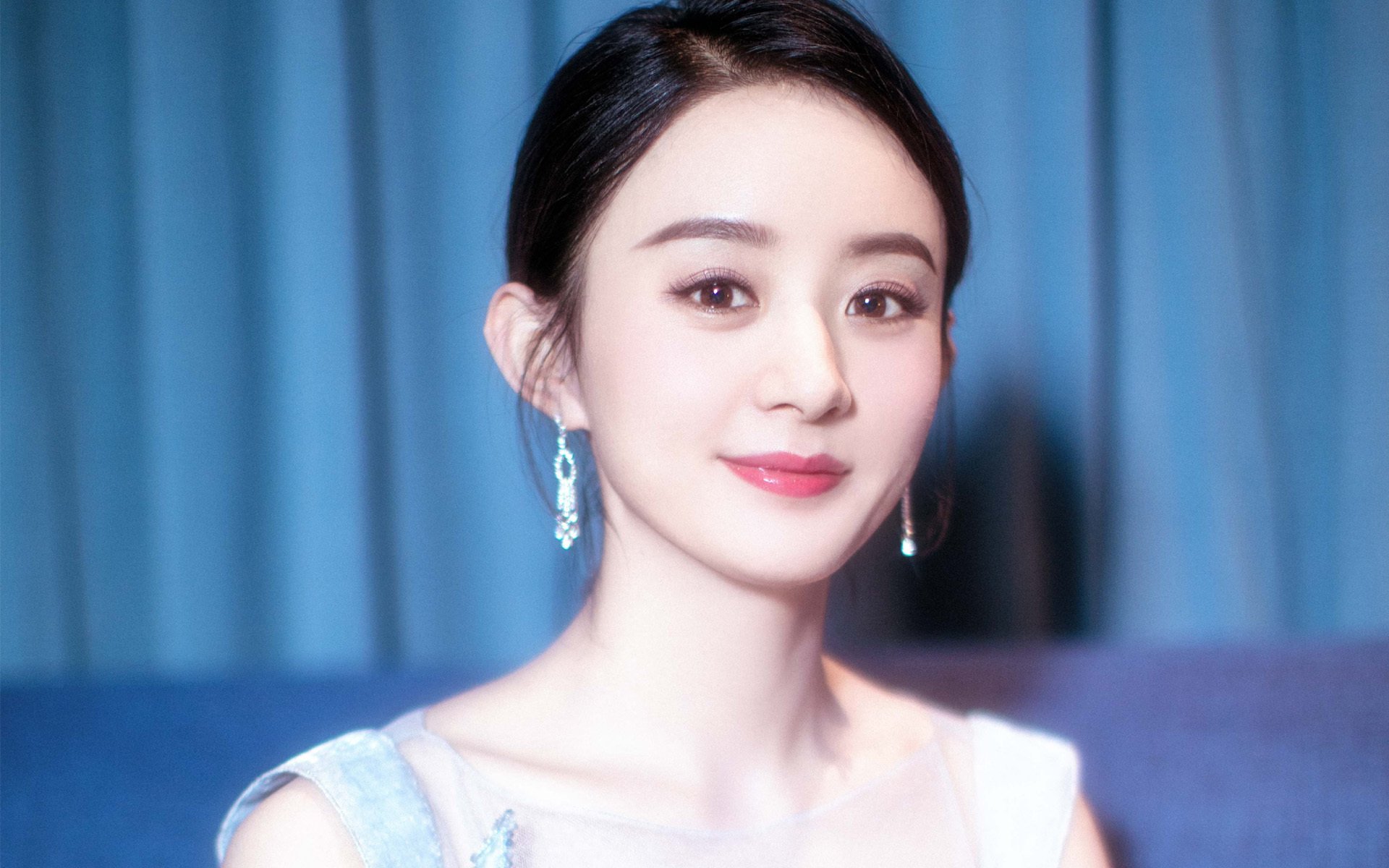 德甲裁判尺度趋于一致，比赛公平性增强，德甲裁判安排