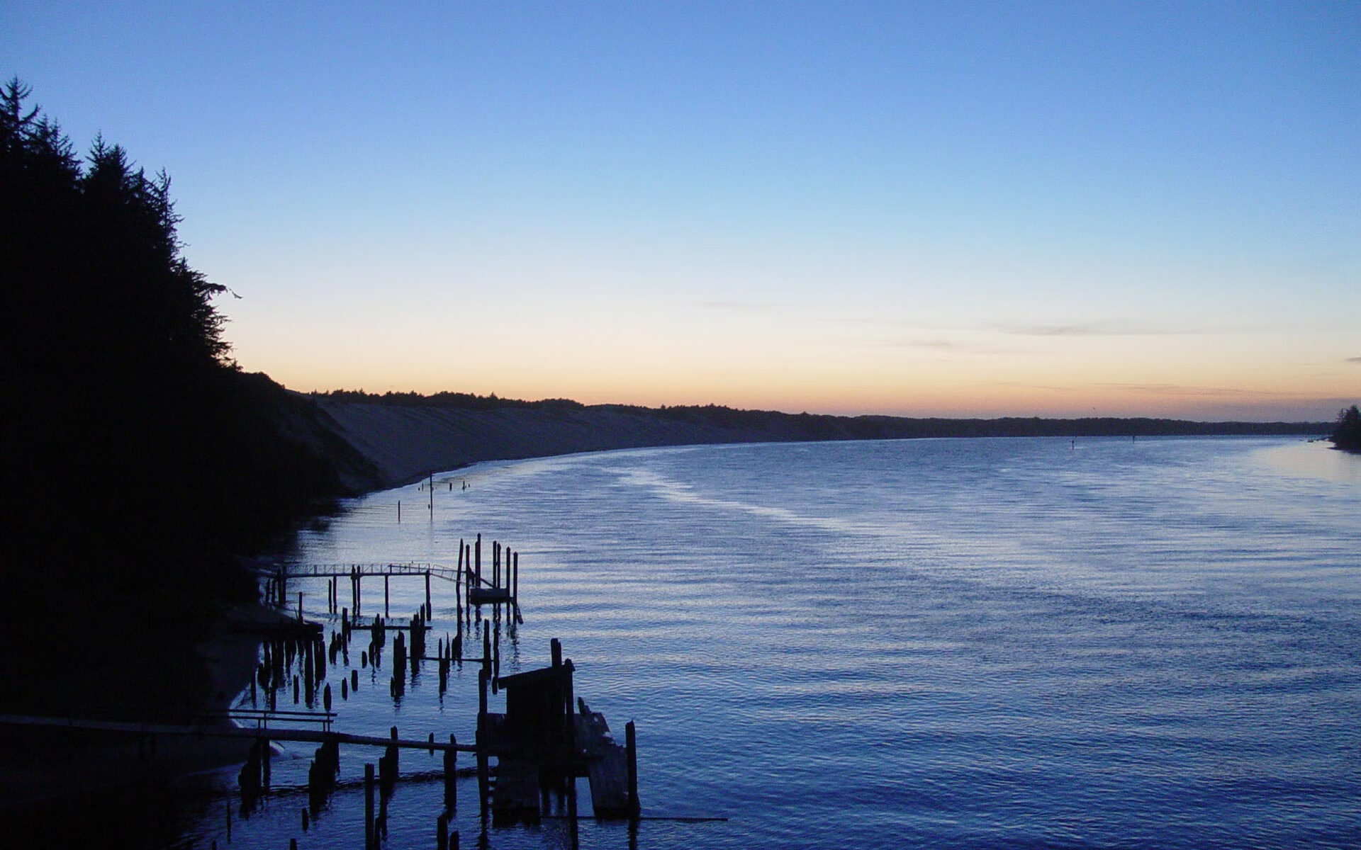 马德里竞技依靠坚韧赢得宝贵三分，马德里竞技训练