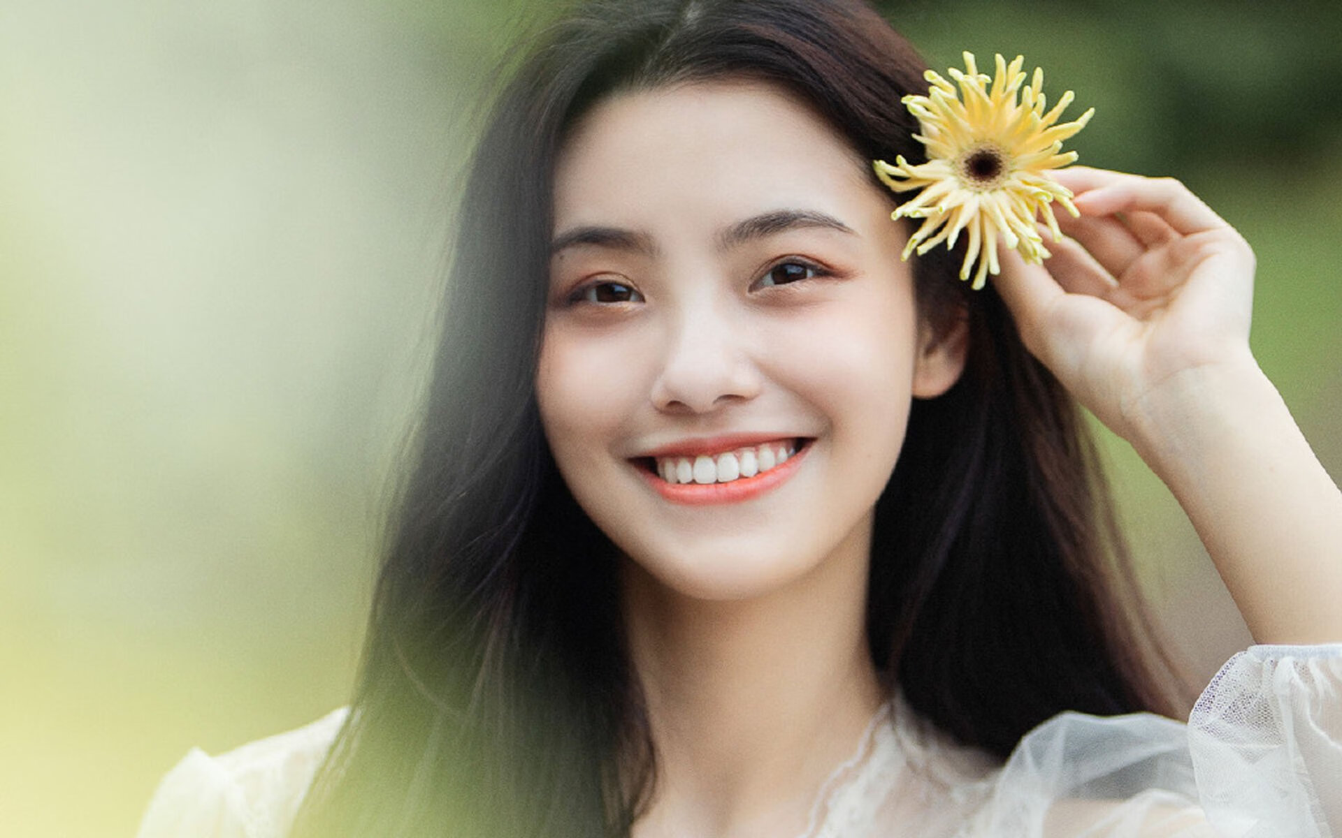 爱游戏官方-法甲荣耀战：硬战激烈，战术层层变幻，法国荣耀