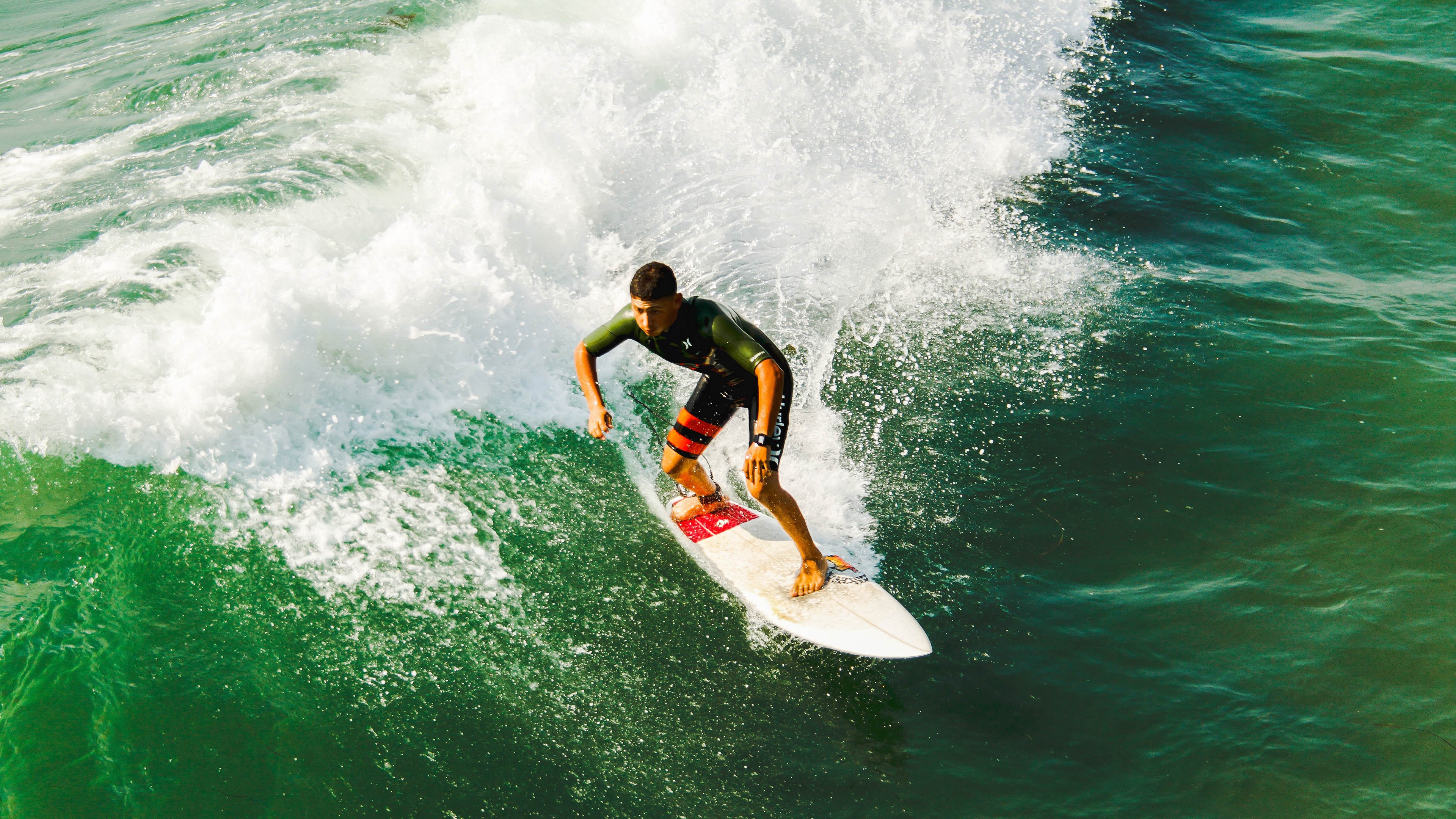 _运动明星与品牌合作：营销策略的成功范例_，运动品牌明星代言