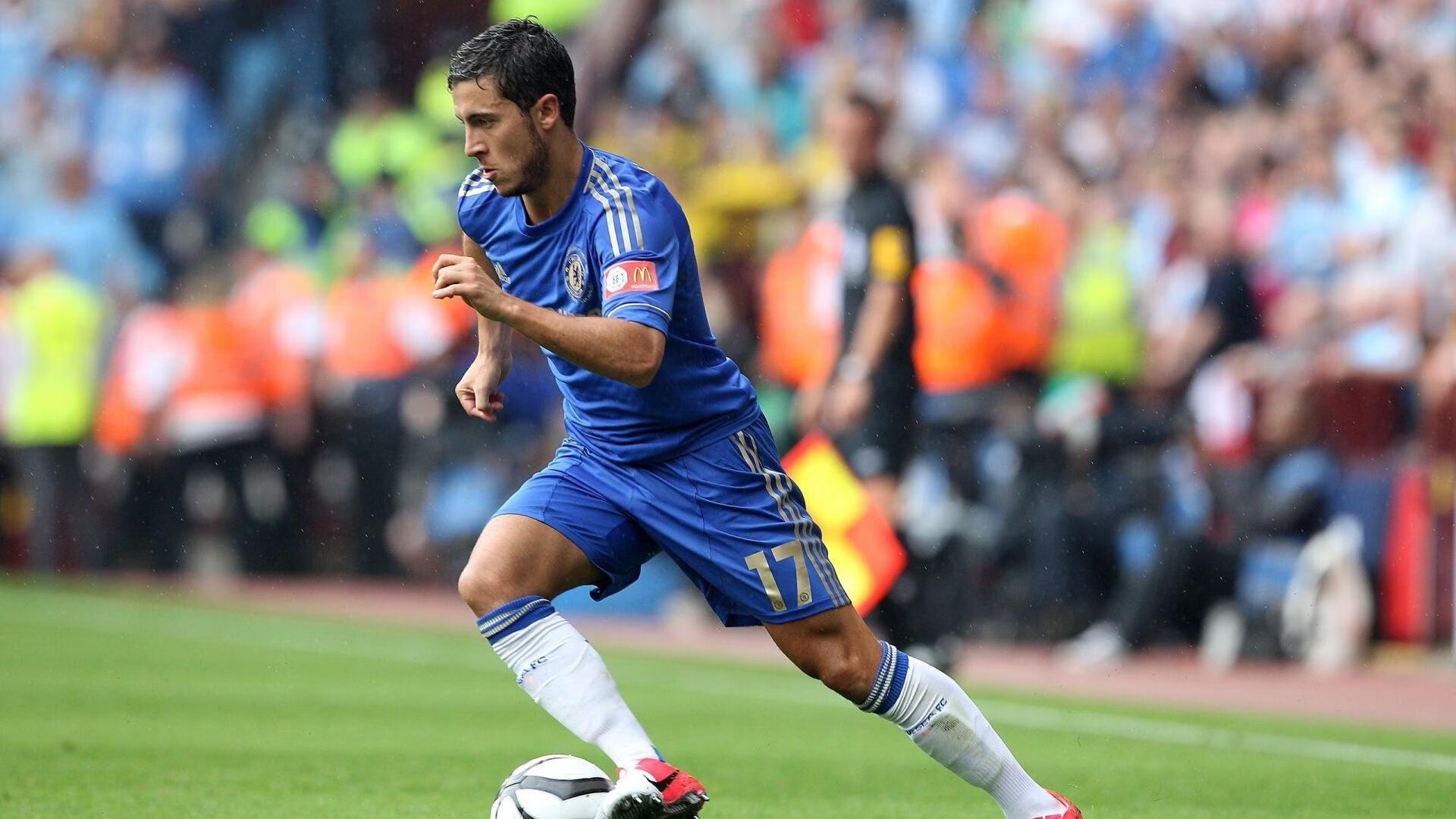 国际队新星加布里埃尔·卡瓦略转会至沙特球队阿尔卡迪西亚，加布里艾尔安瓦尔